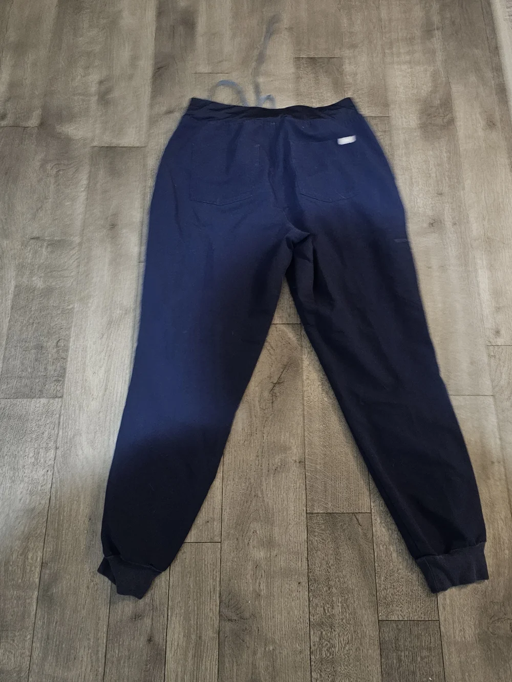 Figs Women Zamora Scrub Pants with Drawstring Size Medium{Bx26}